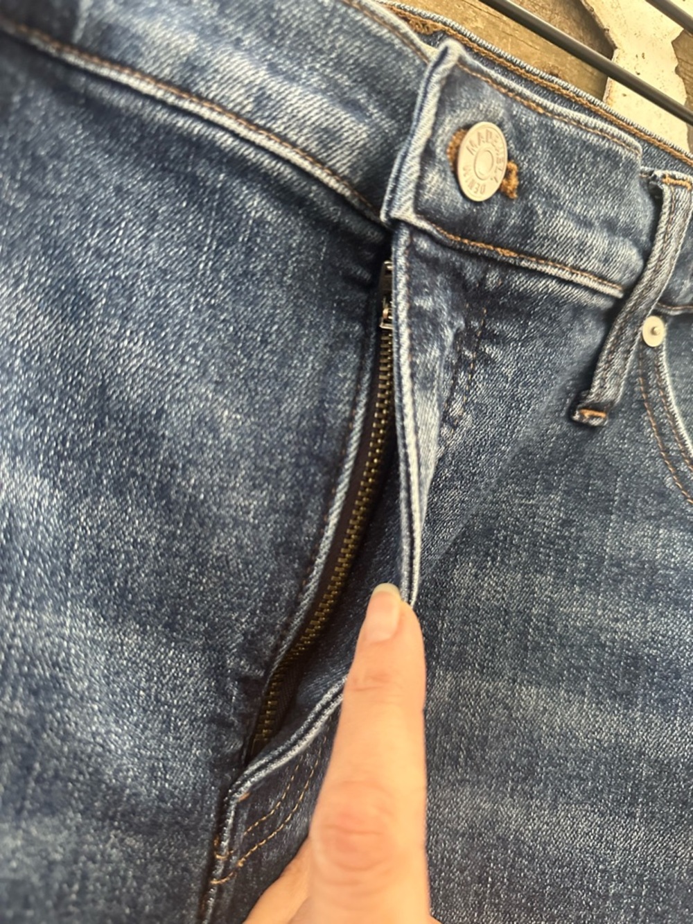 Madewell Mid-rise Kick Out Women's Boot Cut Jeans in Classic Blue Denim 31 - Picture 2 of 10